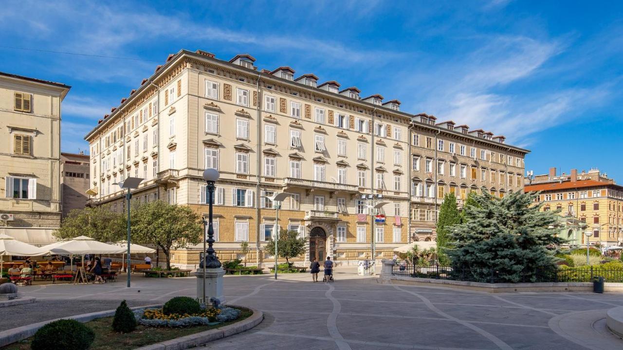 Apartments Art Teatro Rijeka Eksteriør bilde