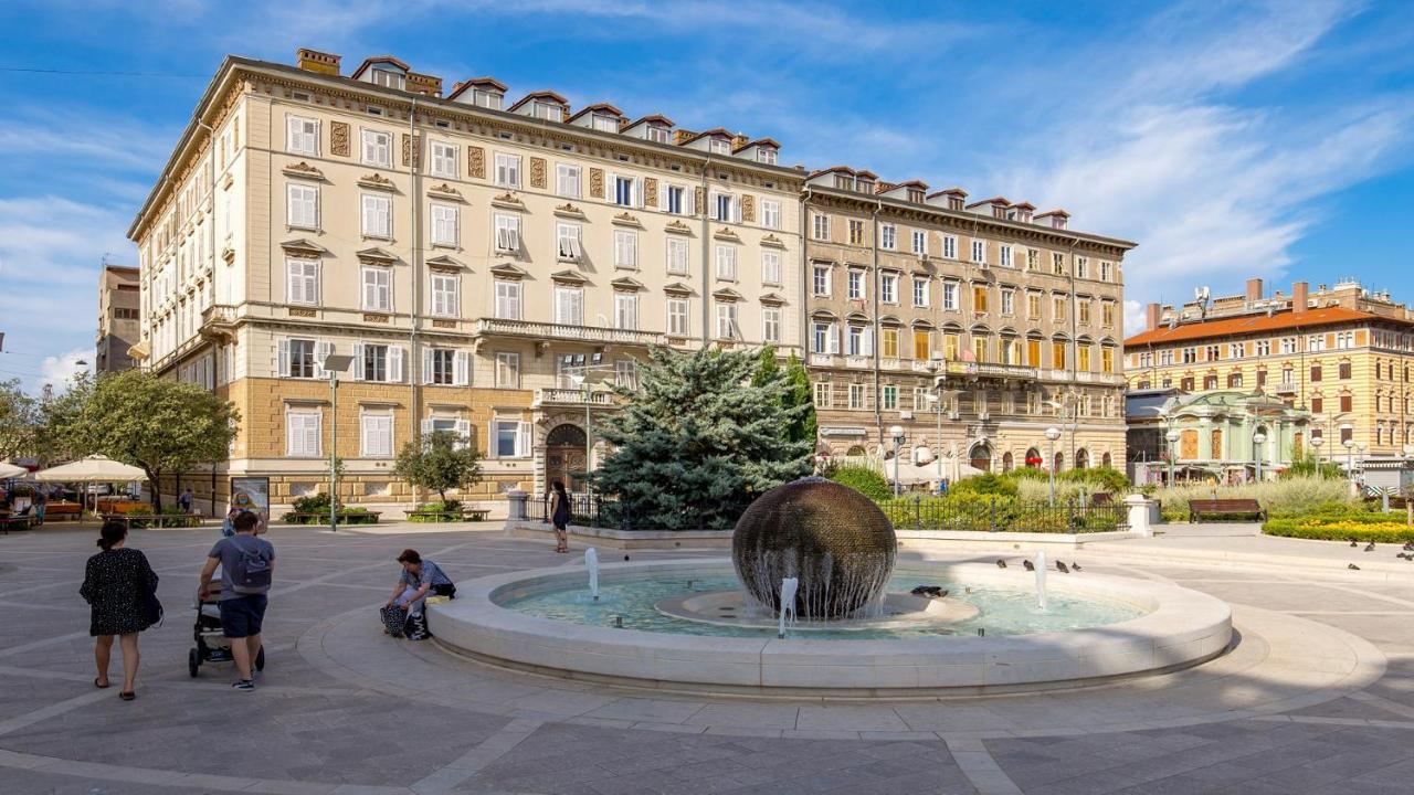 Apartments Art Teatro Rijeka Eksteriør bilde