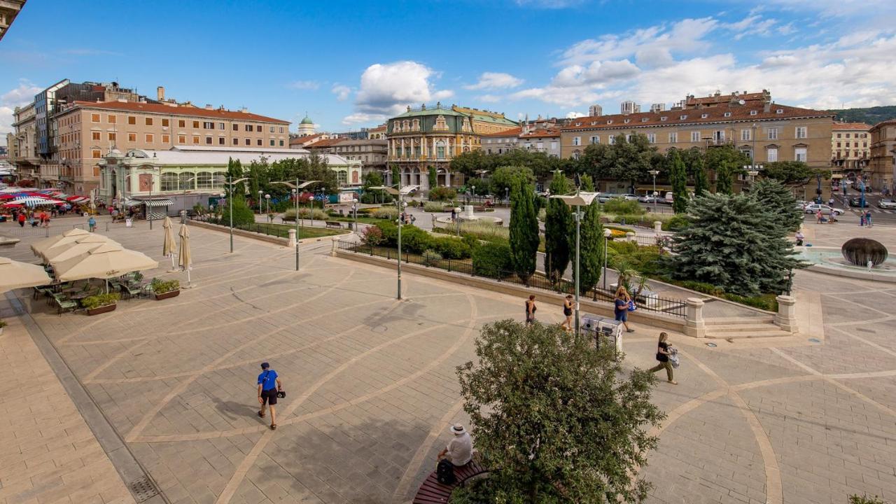 Apartments Art Teatro Rijeka Eksteriør bilde