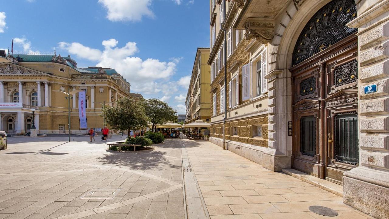 Apartments Art Teatro Rijeka Eksteriør bilde